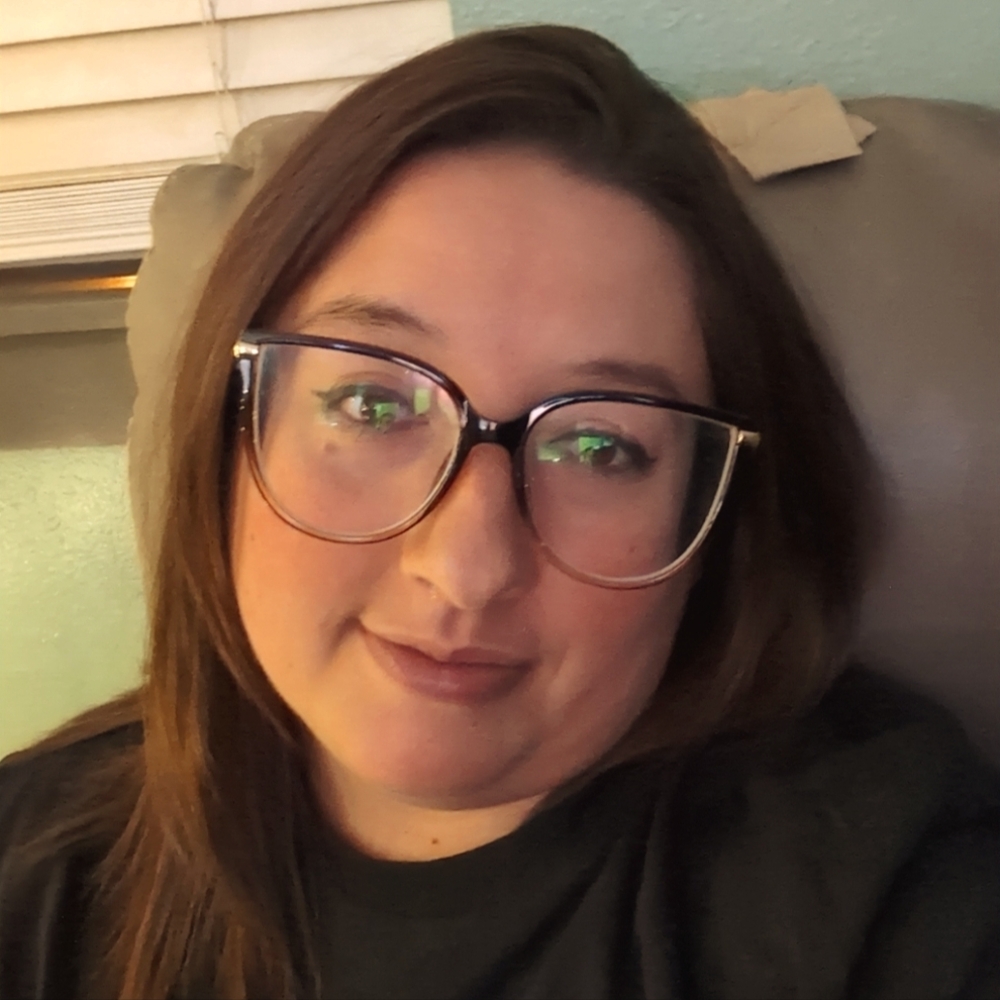 Meet your Posher, Tiffany